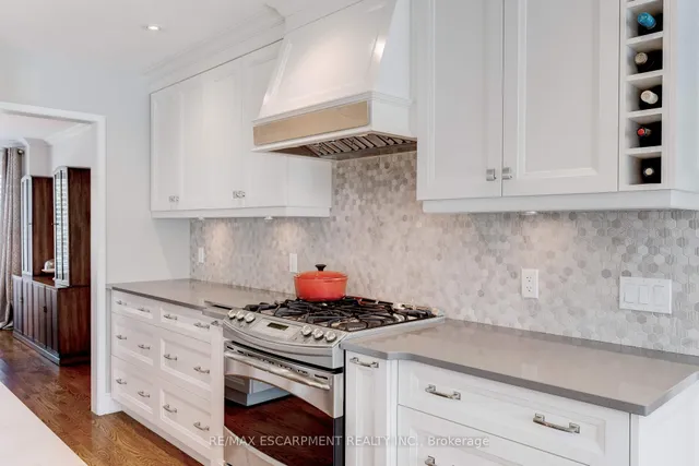 Additional property image - 4302 SHOREACRES Pl