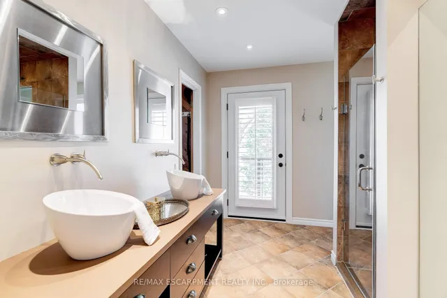 Additional property image - 4302 SHOREACRES Pl