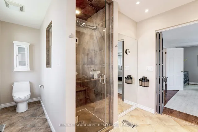 Additional property image - 4302 SHOREACRES Pl