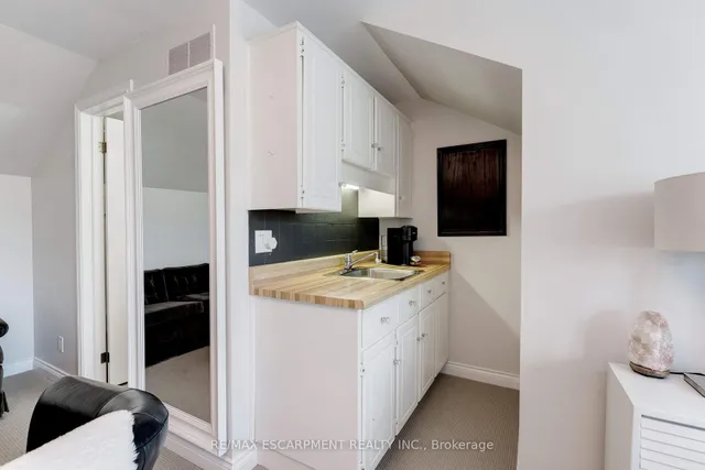 Additional property image - 4302 SHOREACRES Pl