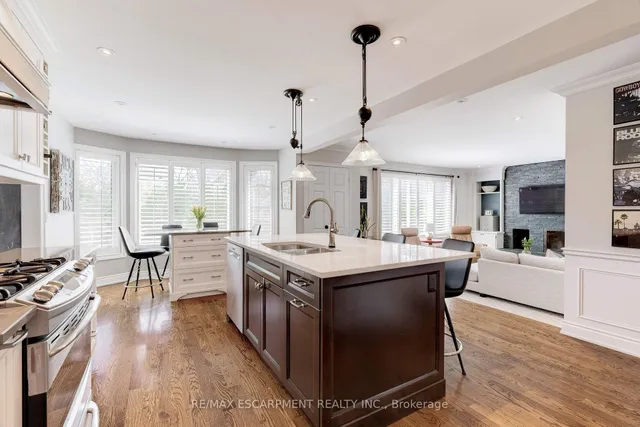 Additional property image - 4302 SHOREACRES Pl