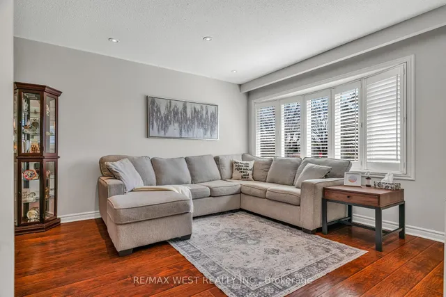 Additional property image - 2229 Promenade Crt