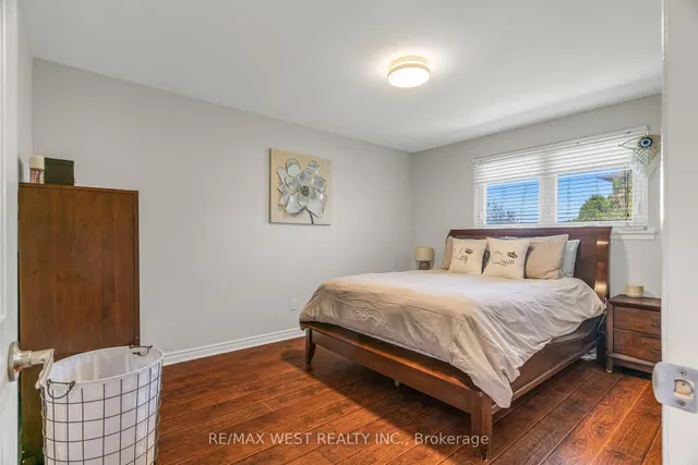 Additional property image - 2229 Promenade Crt