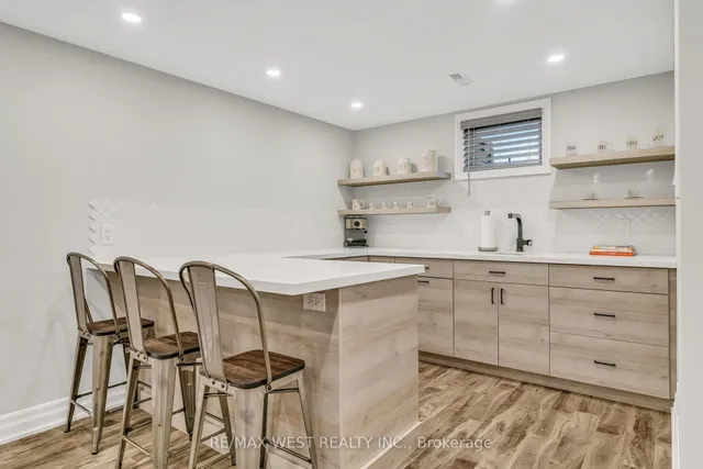 Additional property image - 2229 Promenade Crt