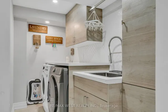Additional property image - 2229 Promenade Crt