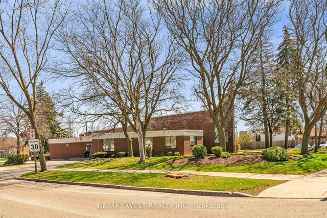 Additional property image - 2229 Promenade Crt
