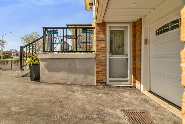 Additional property image - 2229 Promenade Crt