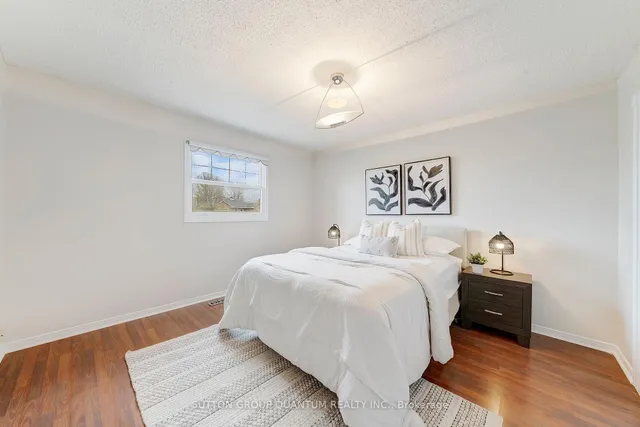 Additional property image - 5215 Micmac Cres