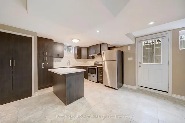 Additional property image - 5215 Micmac Cres