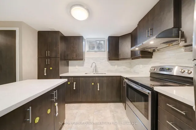 Additional property image - 5215 Micmac Cres