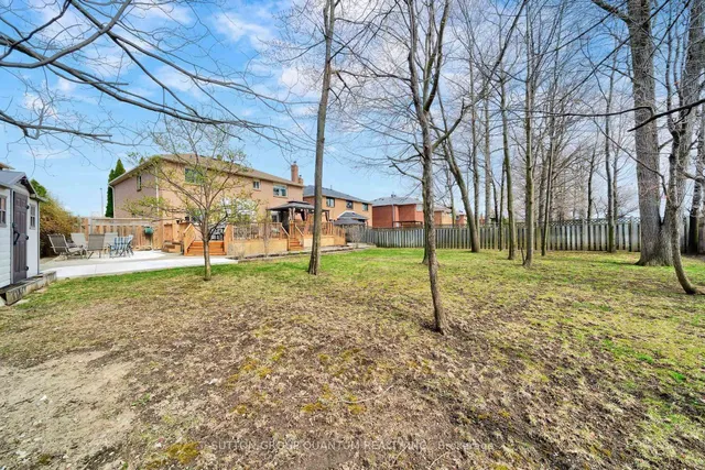 Additional property image - 5215 Micmac Cres