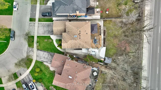 Additional property image - 5215 Micmac Cres