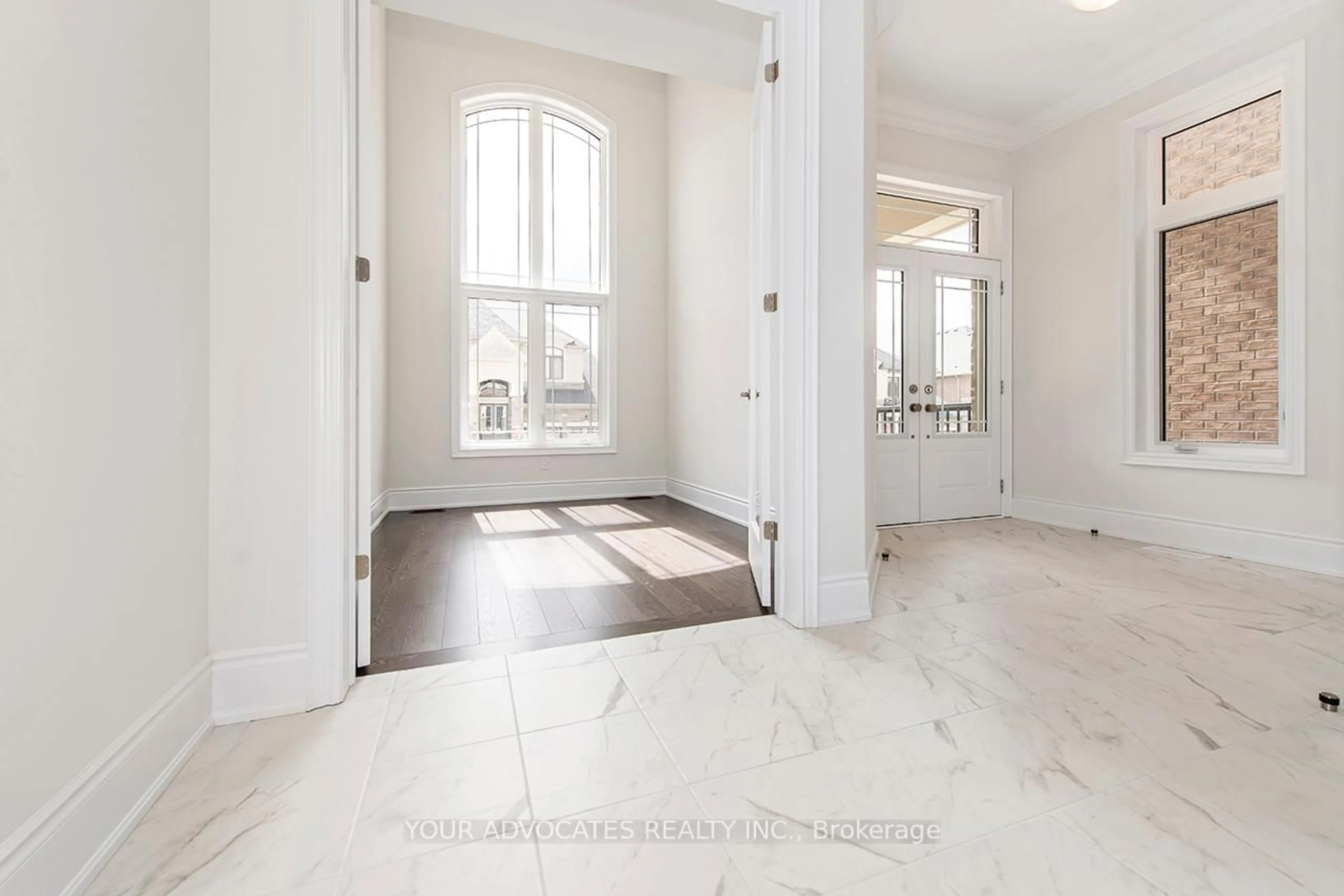 Indoor entryway for 83 James Walker Ave, Caledon Ontario L7C 4N1