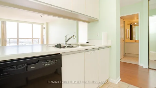 Additional property image - 12 Laurelcrest St Unit 1209