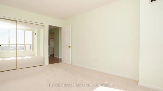 Additional property image - 12 Laurelcrest St Unit 1209