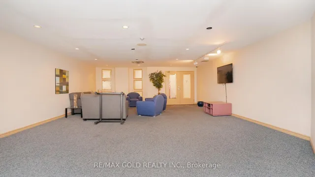 Additional property image - 12 Laurelcrest St Unit 1209