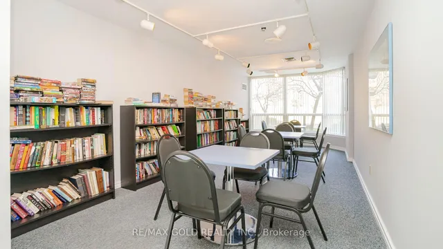 Additional property image - 12 Laurelcrest St Unit 1209