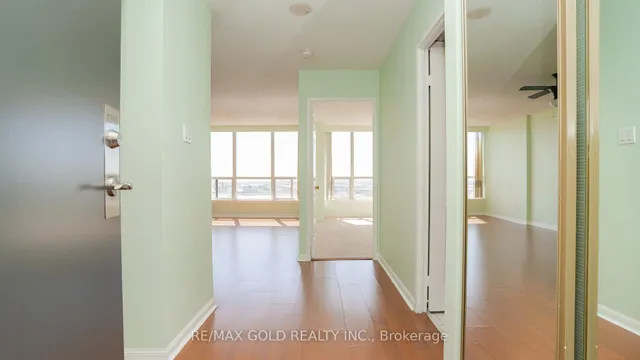 Additional property image - 12 Laurelcrest St Unit 1209