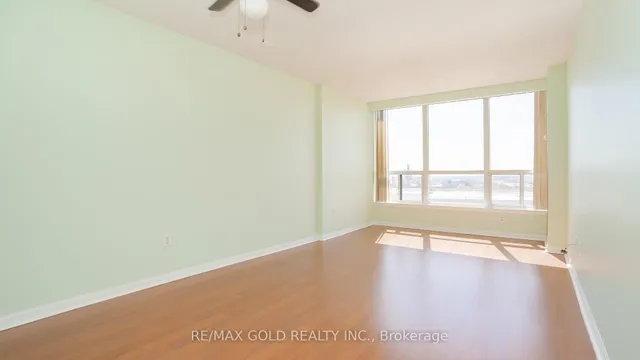 Additional property image - 12 Laurelcrest St Unit 1209