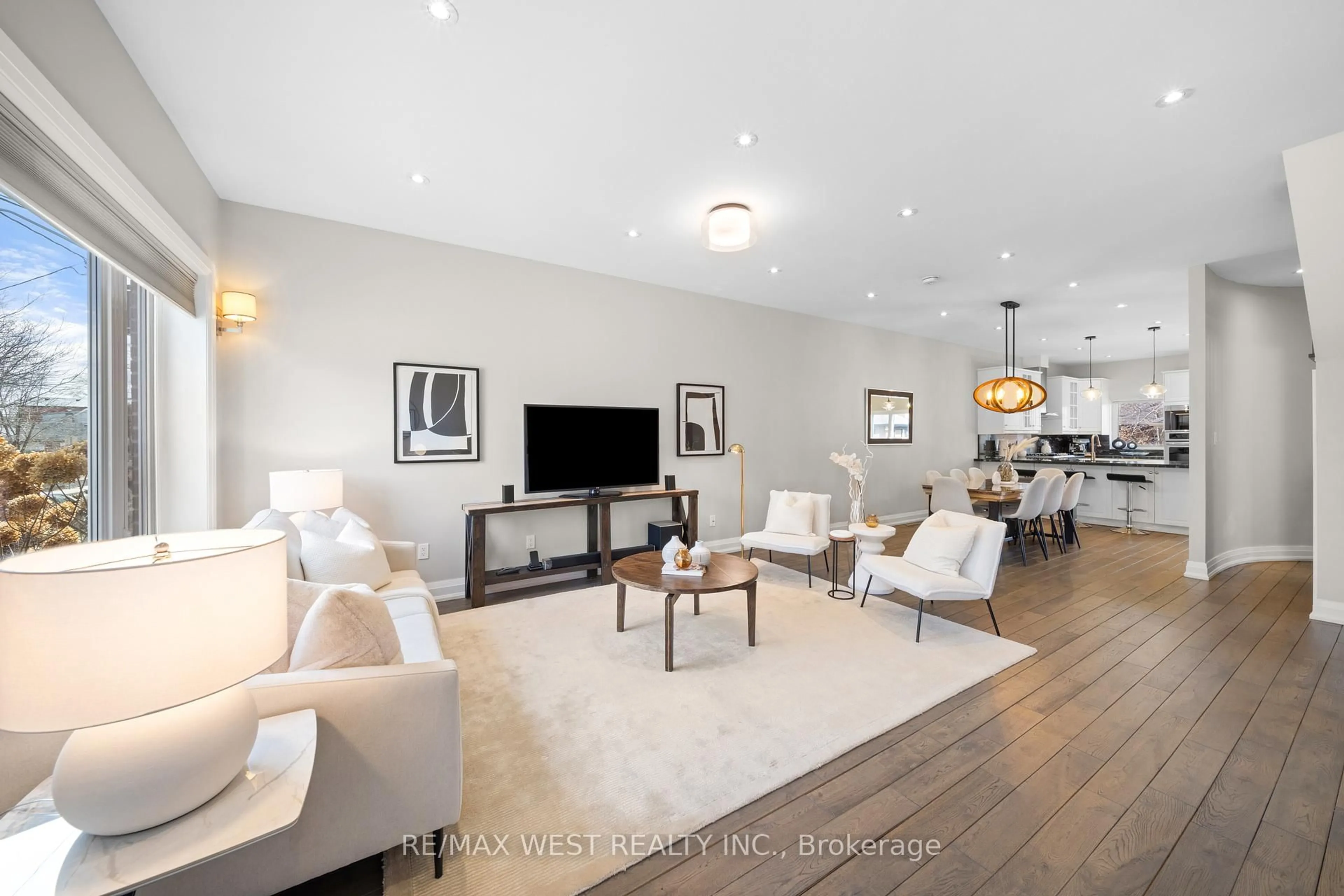 Living room with furniture, unknown for 714 Willard Ave, Toronto Ontario M6S 3S5