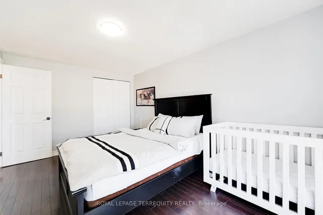 Additional property image - 4242 Petersburg Cres