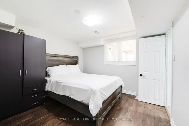 Additional property image - 4242 Petersburg Cres