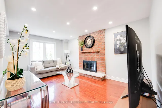 Additional property image - 4242 Petersburg Cres