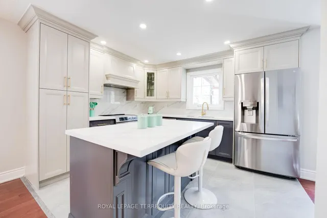 Additional property image - 4242 Petersburg Cres