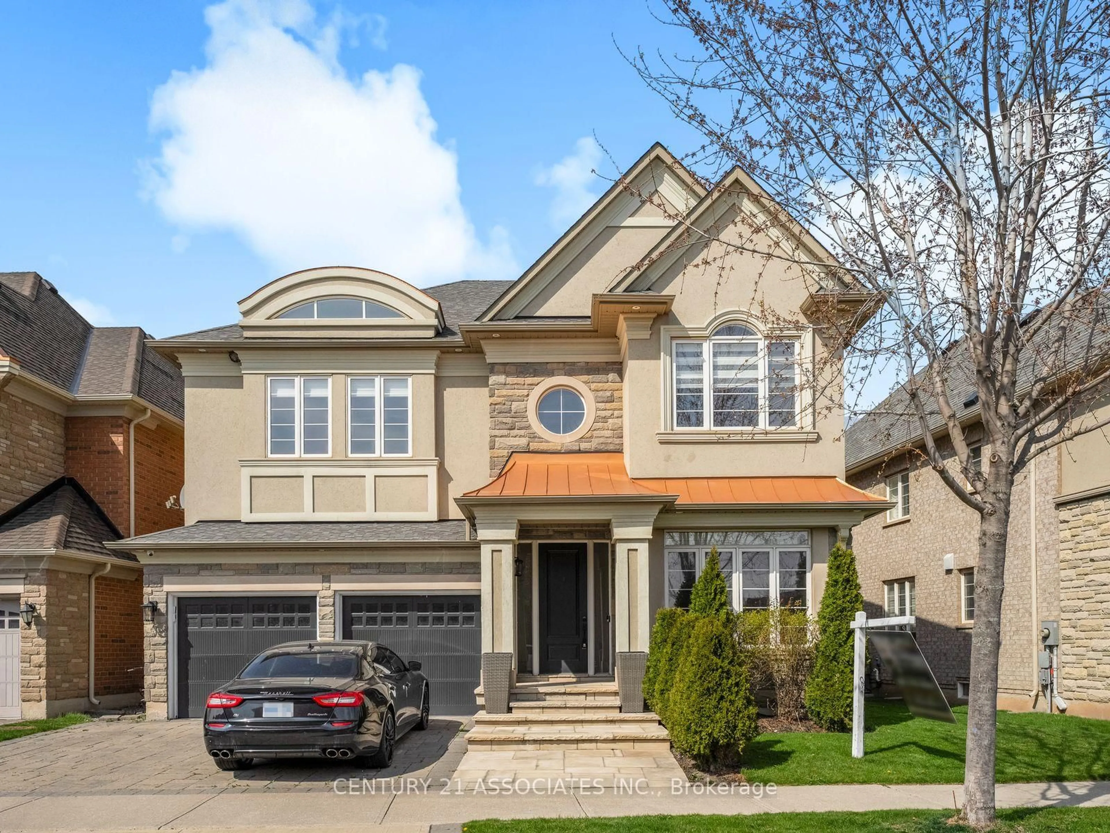 Home with vinyl exterior material, street for 3121 Trailside Dr, Oakville Ontario L6M 0P6