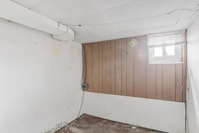 Additional property image - 216 Livingstone Ave