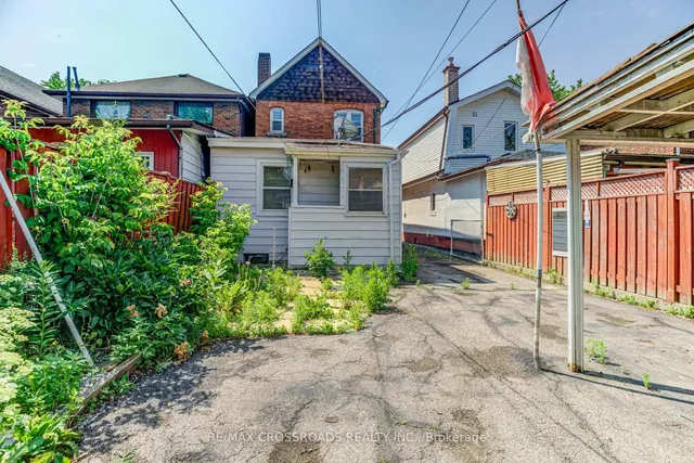 Additional property image - 216 Livingstone Ave