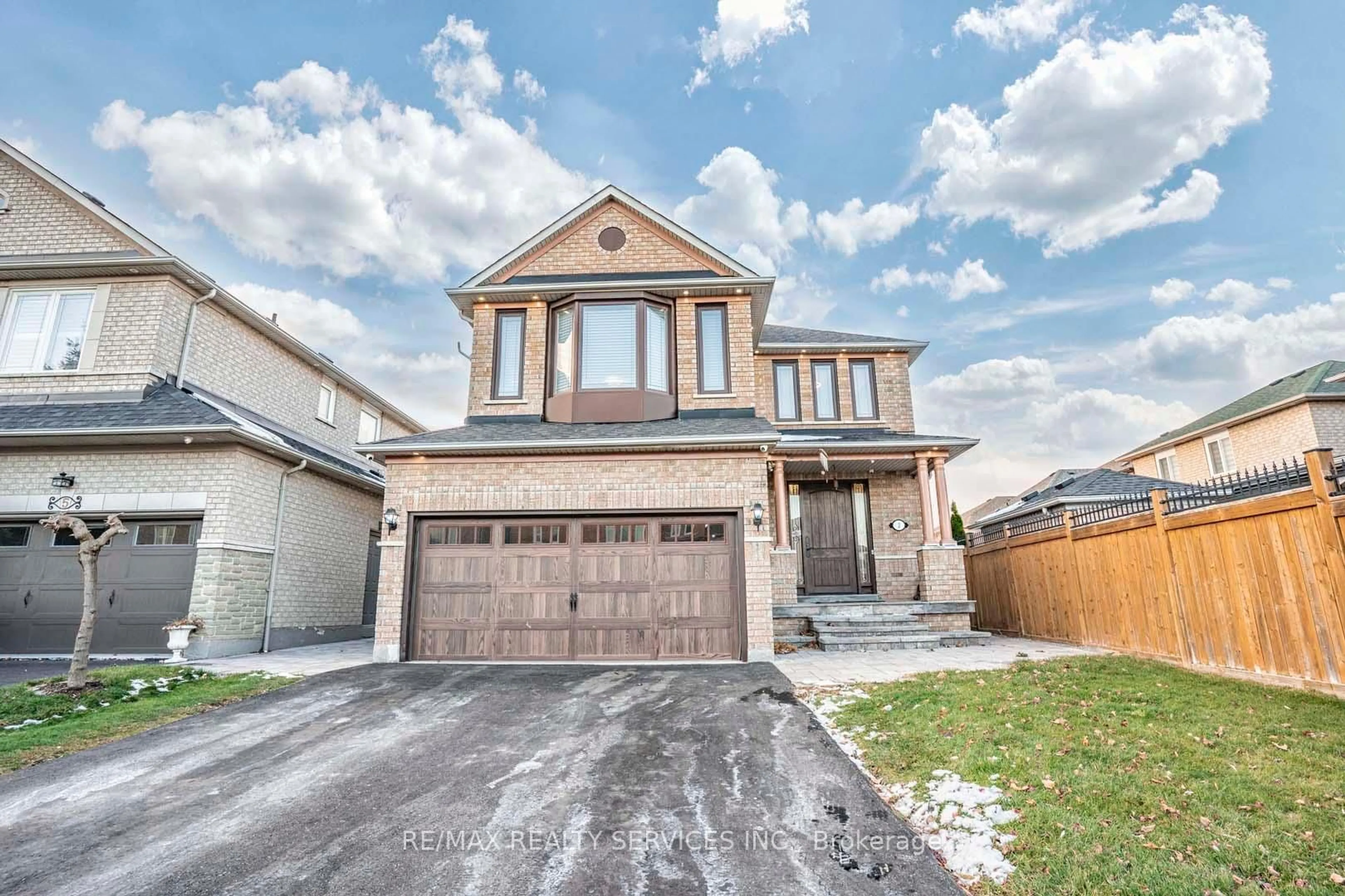 Home with brick exterior material, street for 3 Sailwind Rd, Brampton Ontario L6R 2G3