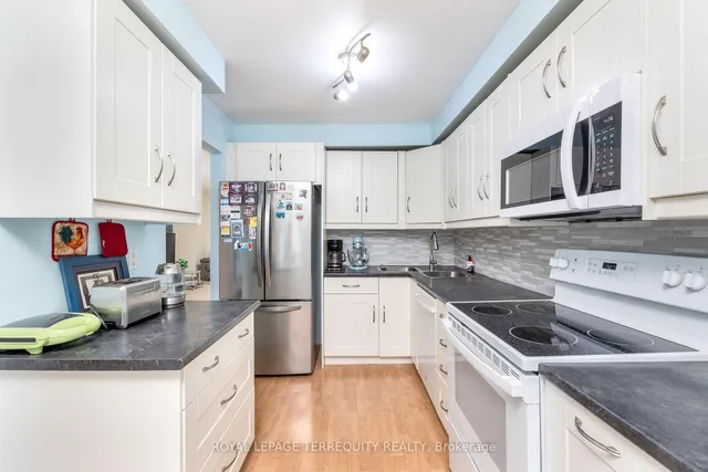 Additional property image - 2021 Sixth Line Unit 3