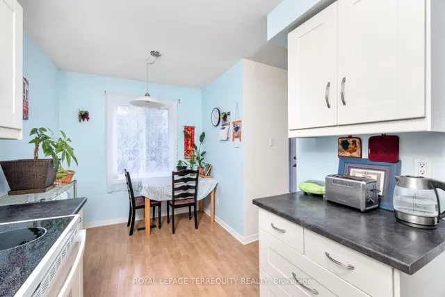 Additional property image - 2021 Sixth Line Unit 3