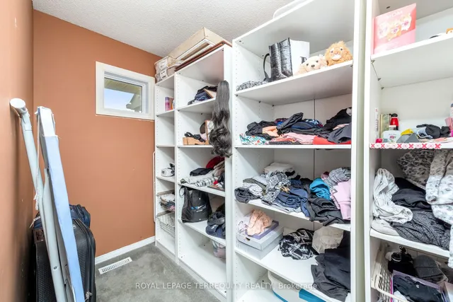 Additional property image - 2021 Sixth Line Unit 3