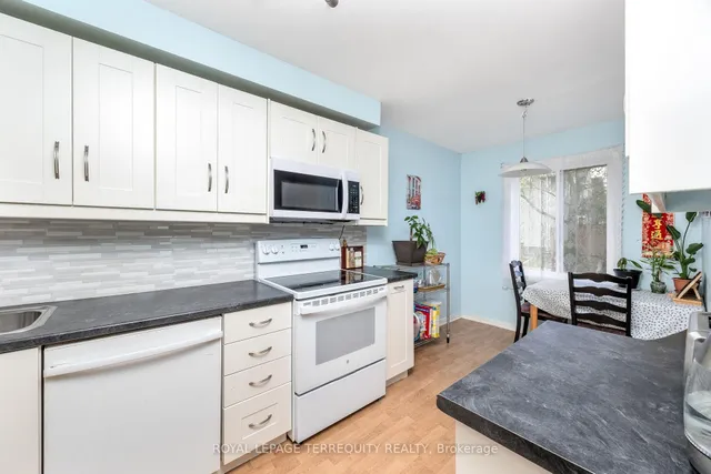 Additional property image - 2021 Sixth Line Unit 3
