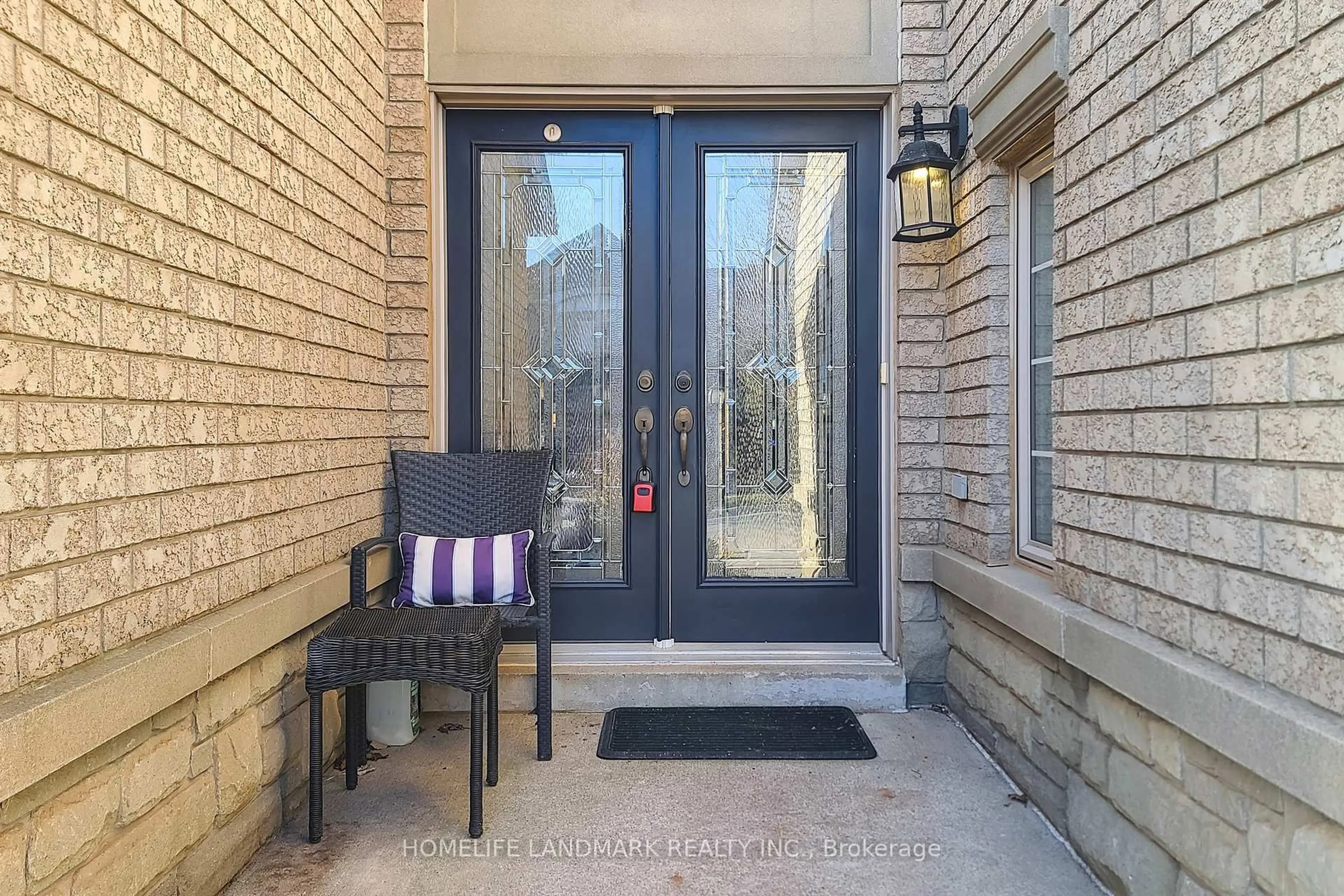 Indoor entryway for 1178 Agram Dr, Oakville Ontario L6H 7R9