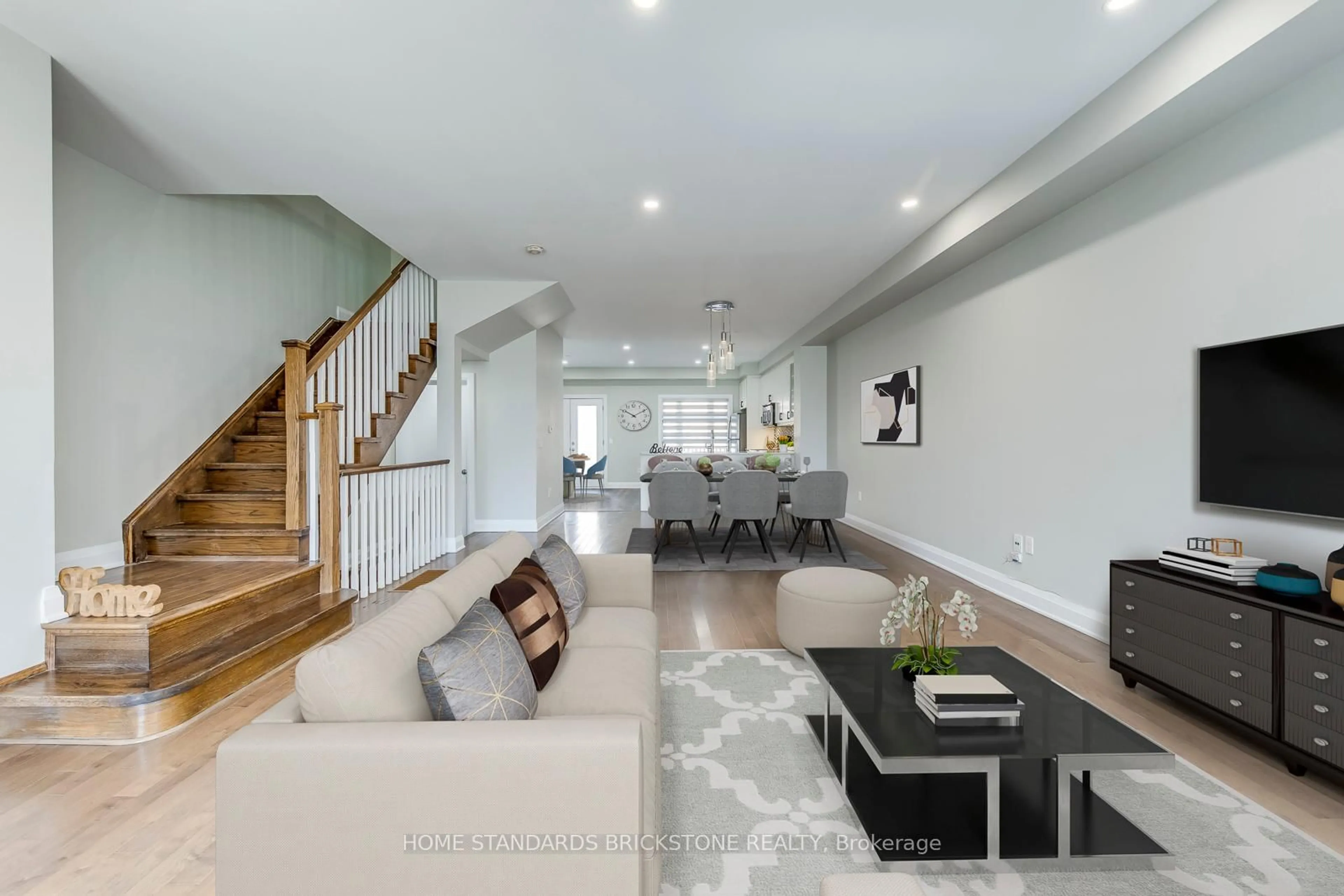 Unknown for 2460 Prince Michael Dr #TH18, Oakville Ontario L6H 0G9