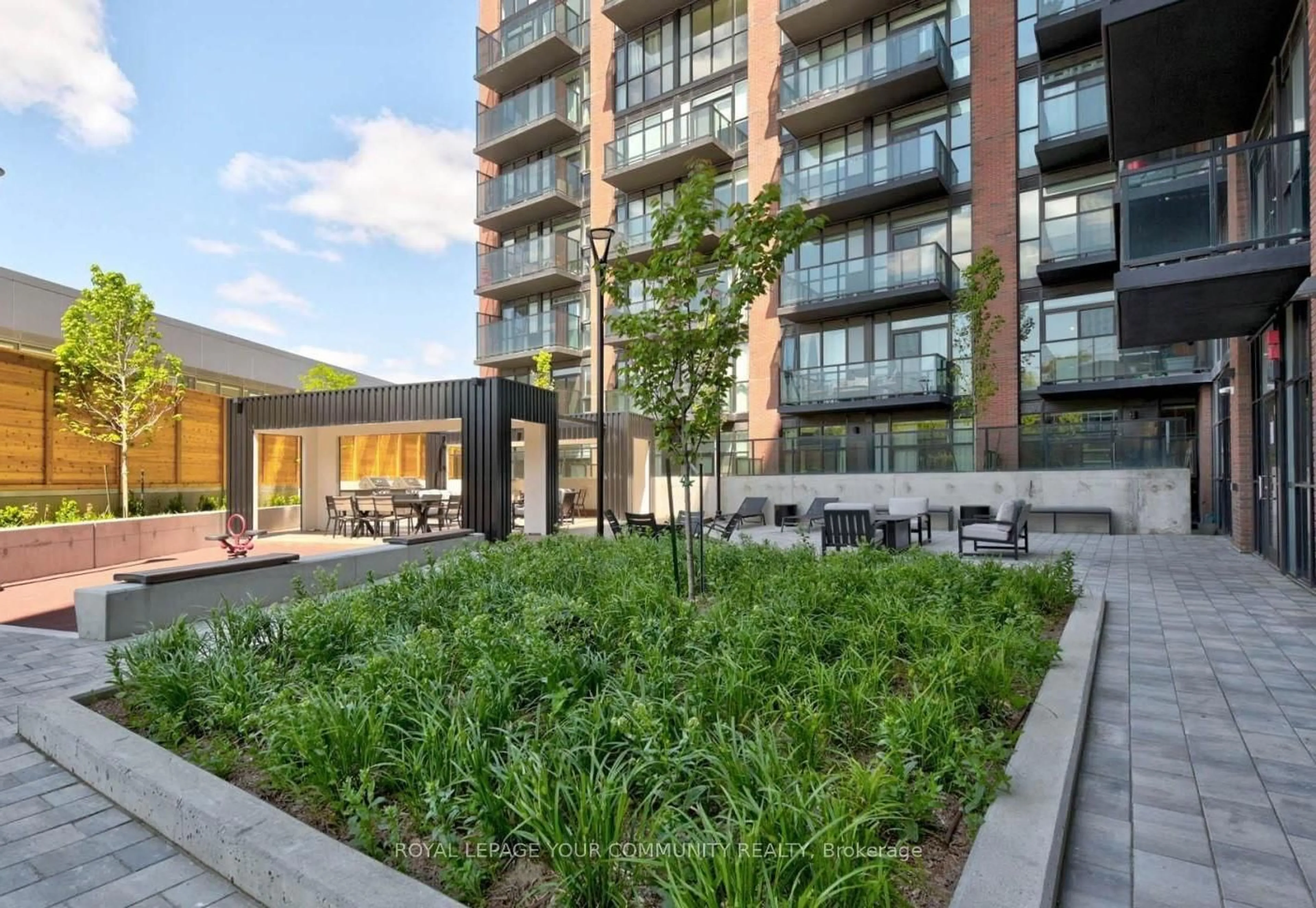 Patio, unknown for 2300 St Clair Ave #805, Toronto Ontario M6N 0B3