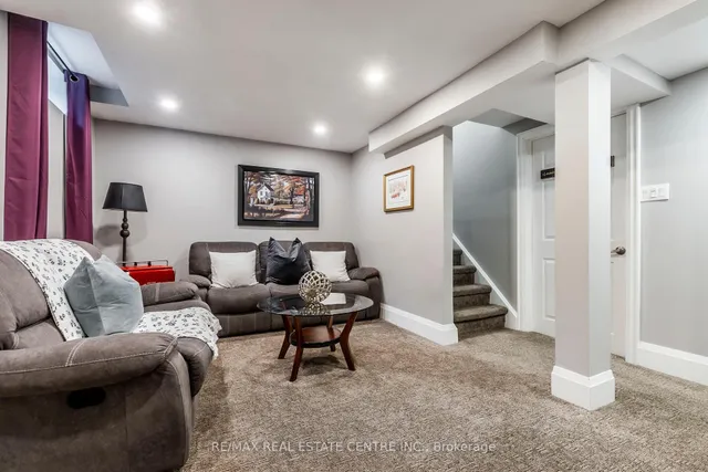 Additional property image - 481 Bell St