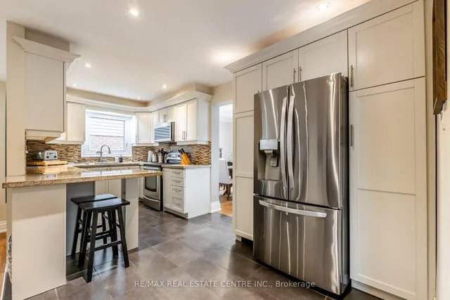 Additional property image - 481 Bell St