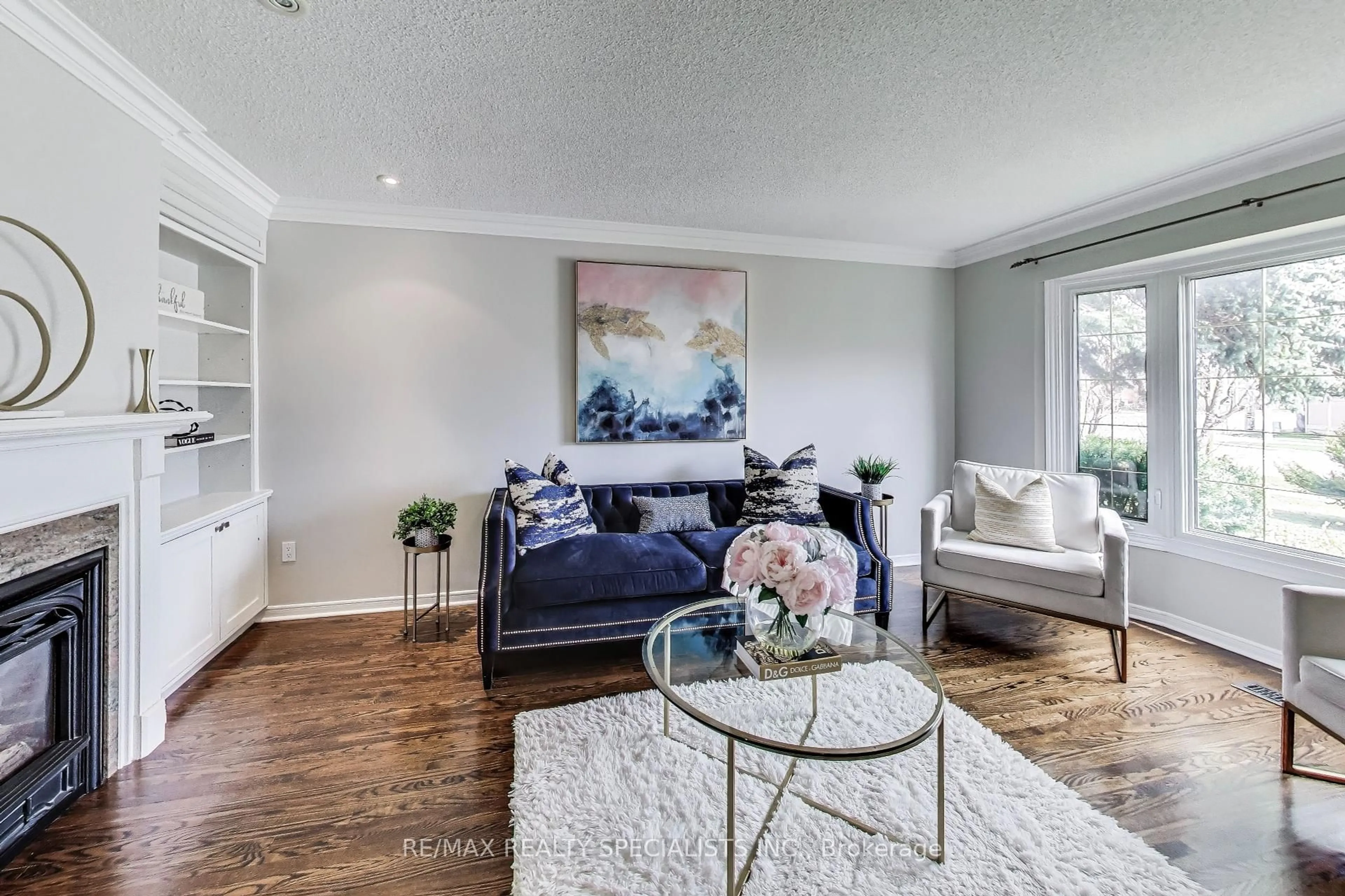 Living room with furniture, unknown for 7000 Danton Prom, Mississauga Ontario L5N 5A1
