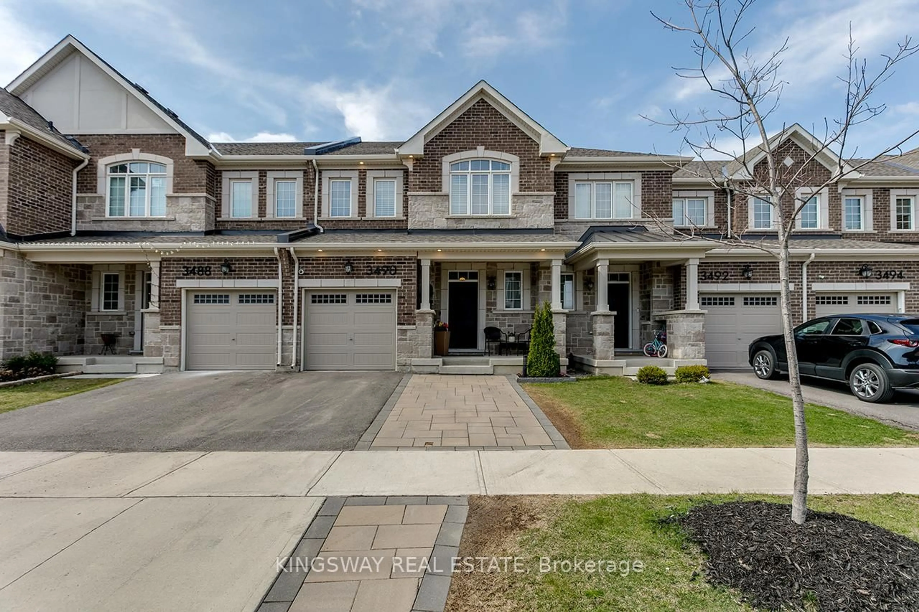 Home with brick exterior material, street for 3490 Vernon Powell Dr, Oakville Ontario L6H 0X8