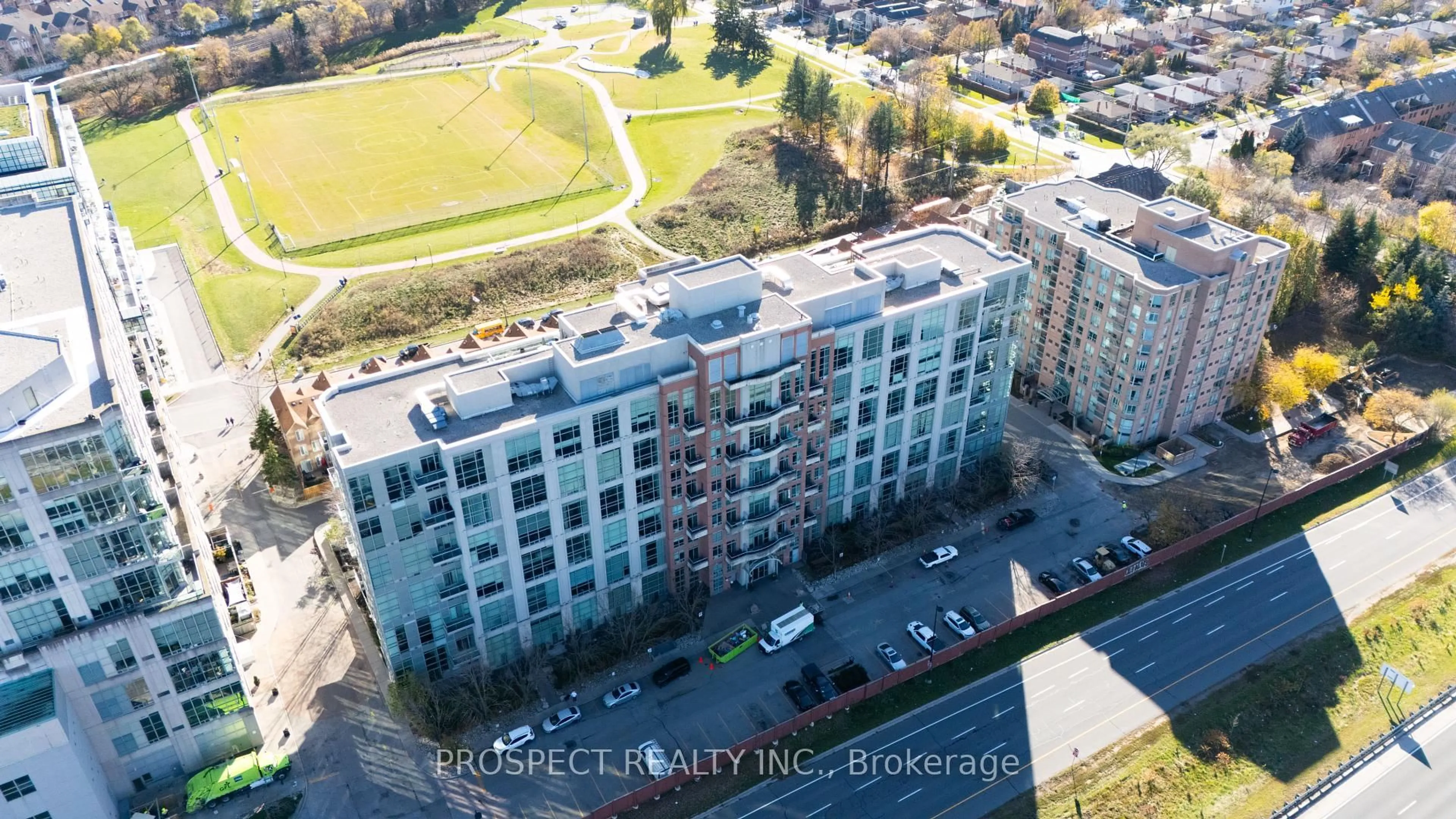 A pic from outside/outdoor area/front of a property/back of a property/a pic from drone, city buildings view from balcony for 200 Manitoba St #301, Toronto Ontario M8Y 3Y9