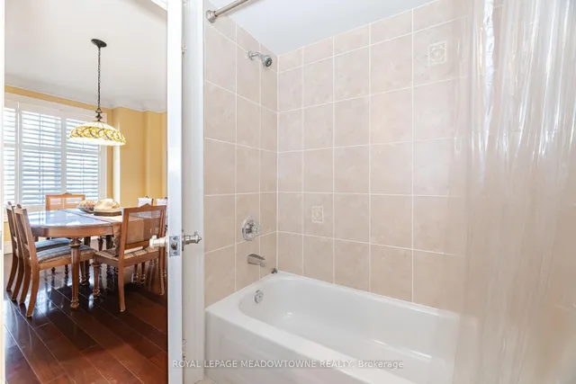 Additional property image - 915 Gaslight Way