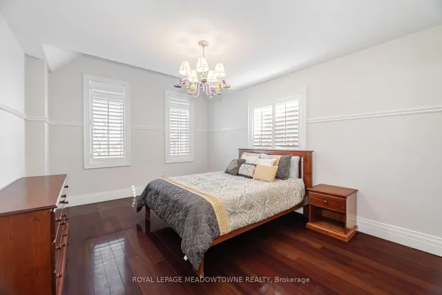 Additional property image - 915 Gaslight Way