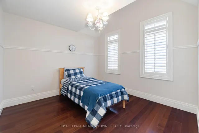 Additional property image - 915 Gaslight Way