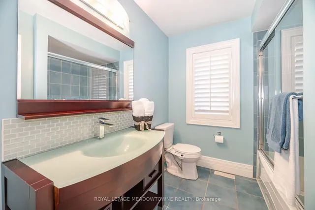 Additional property image - 915 Gaslight Way