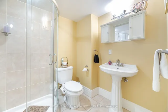Additional property image - 915 Gaslight Way