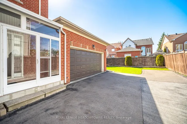Additional property image - 915 Gaslight Way